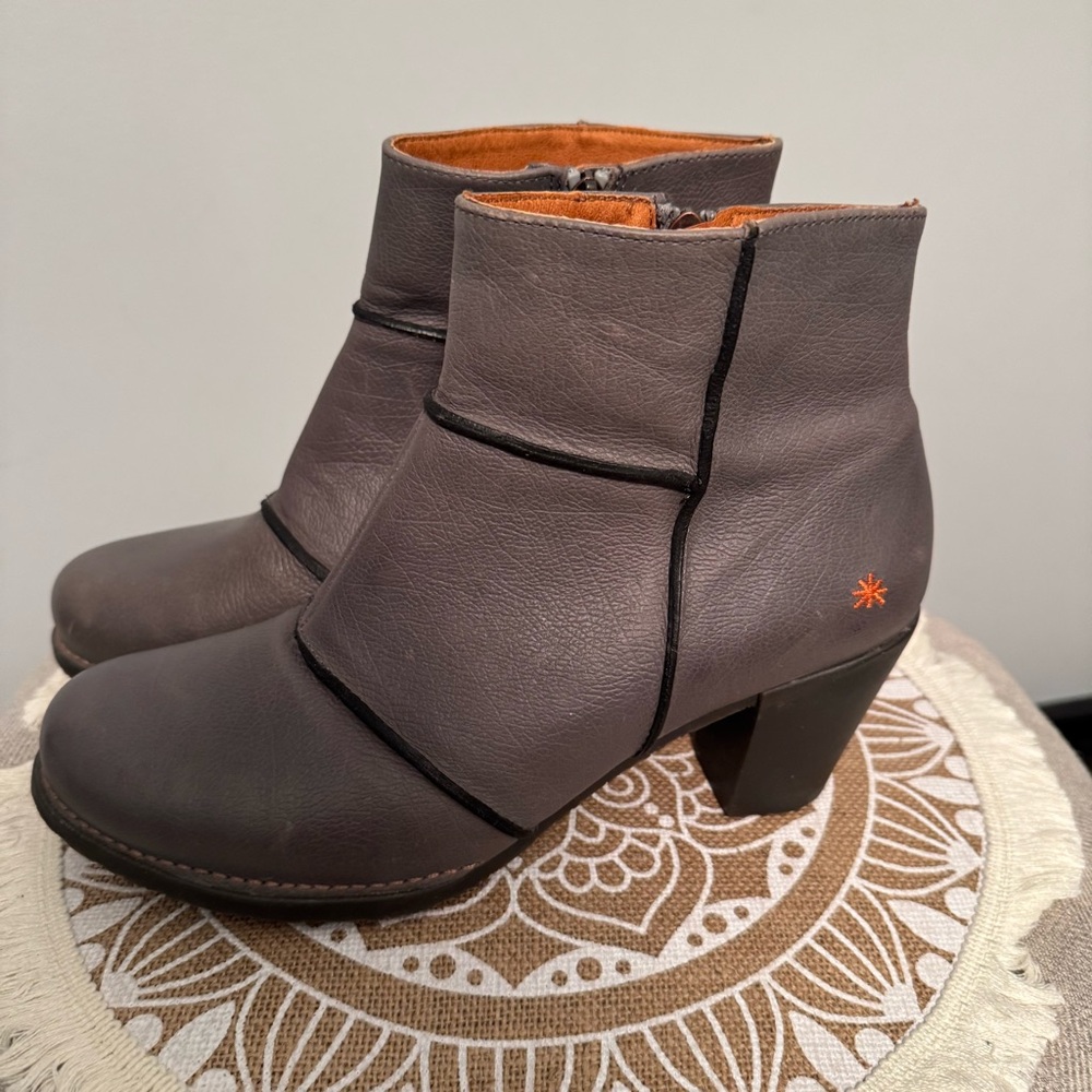 THE ART COMPANY Women's Ankle Boots MADE in Spain LEATHER GREY Size 42